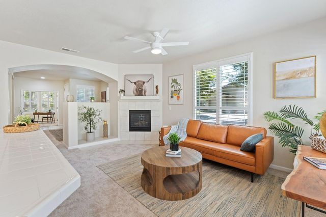 5 Adkinson Ct, Sacramento, CA 95835