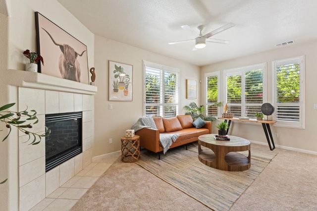 5 Adkinson Ct, Sacramento, CA 95835