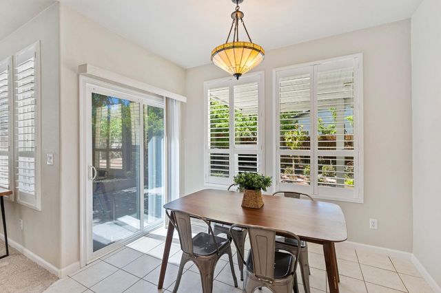 5 Adkinson Ct, Sacramento, CA 95835