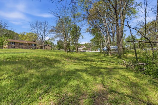 18a Lookout Drive, Columbia, TN 38401
