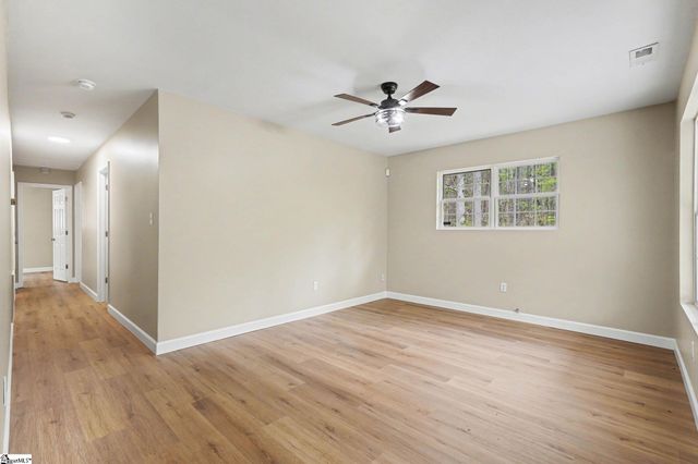 468 Holden Drive, Westminster, SC 29693