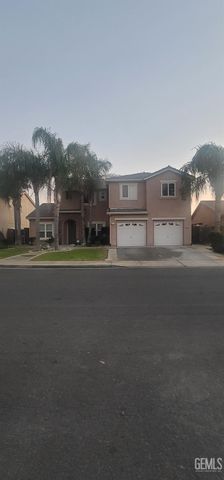 2226 Via Tuscania Avenue, Delano, CA 93215