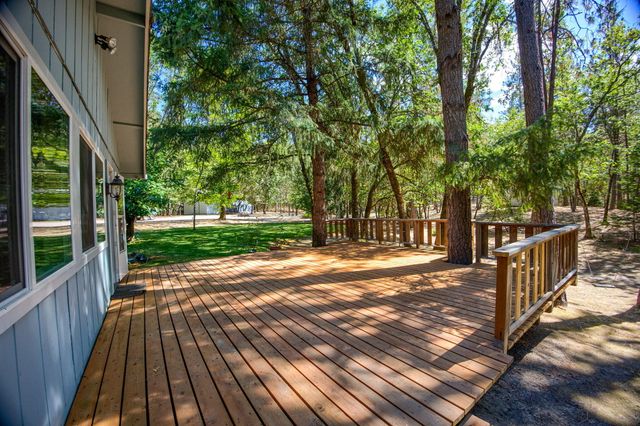 291 Pyle Drive 291, Grants Pass, OR 97527