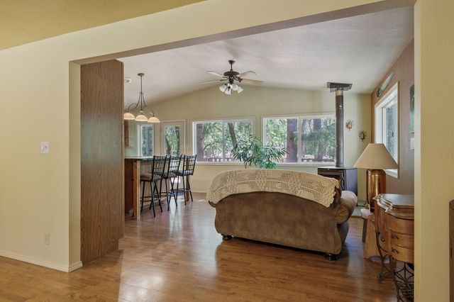 291 Pyle Drive 291, Grants Pass, OR 97527
