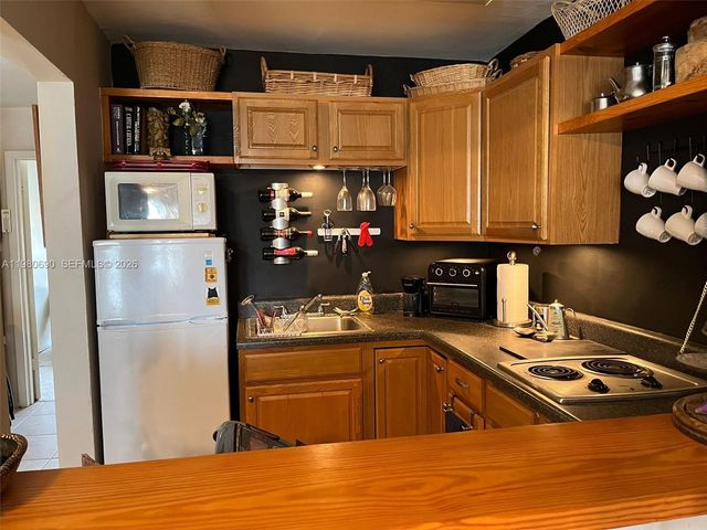 15610 NE 6th Ave 19C, Miami, FL 33162