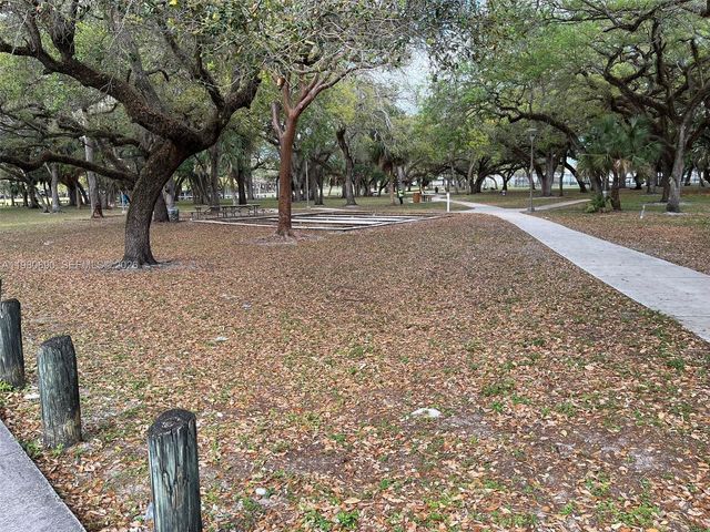 15610 NE 6th Ave 19C, Miami, FL 33162