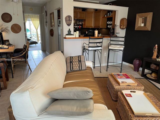 15610 NE 6th Ave 19C, Miami, FL 33162