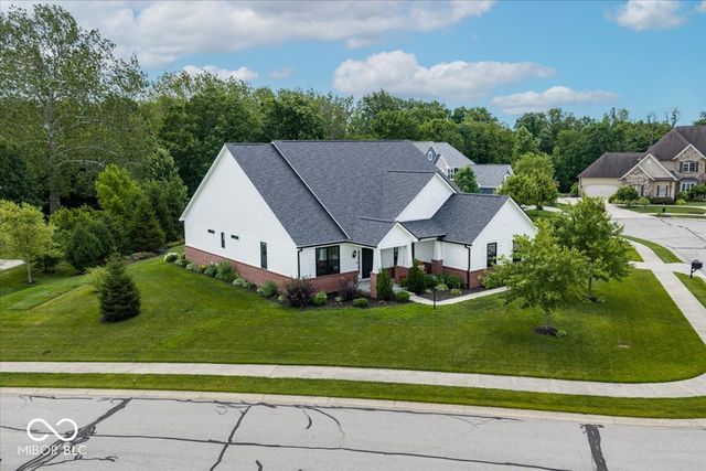 910 Viking Sunrise Lane, Westfield, IN 46074