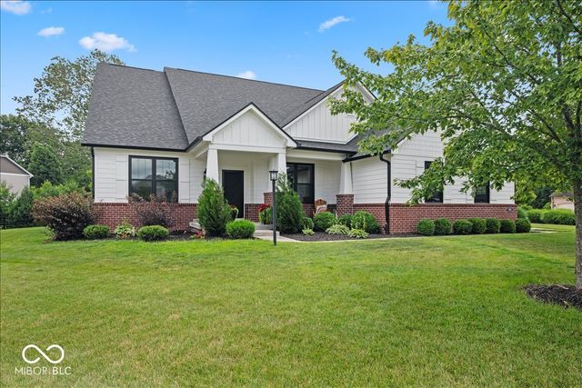 910 Viking Sunrise Lane, Westfield, IN 46074