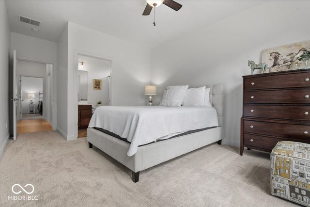 910 Viking Sunrise Lane, Westfield, IN 46074