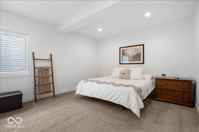 910 Viking Sunrise Lane, Westfield, IN 46074