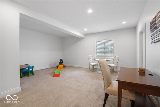 910 Viking Sunrise Lane, Westfield, IN 46074