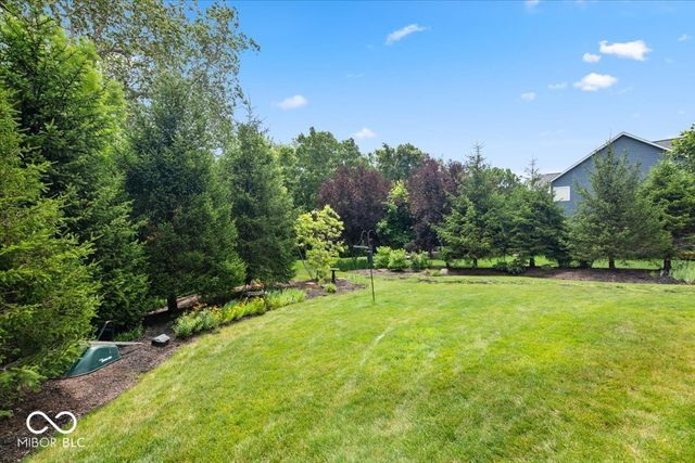910 Viking Sunrise Lane, Westfield, IN 46074