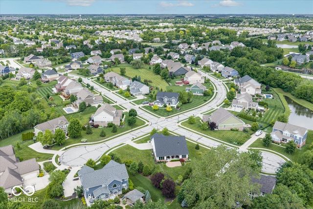 910 Viking Sunrise Lane, Westfield, IN 46074