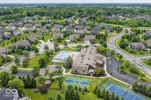 910 Viking Sunrise Lane, Westfield, IN 46074