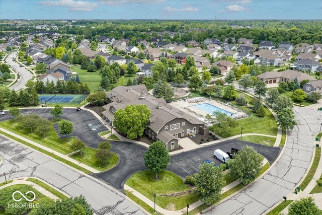 910 Viking Sunrise Lane, Westfield, IN 46074