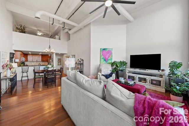 589 Catawba Street E, Belmont, NC 28012