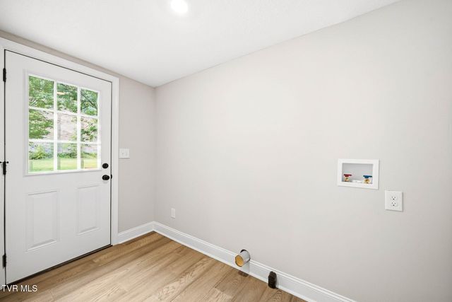 1527 Gray Sta-Sul Springs Road, Jonesborough, TN 37659