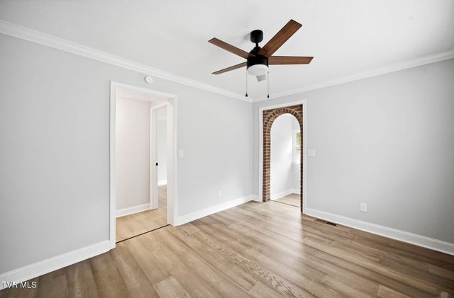 1527 Gray Sta-Sul Springs Road, Jonesborough, TN 37659