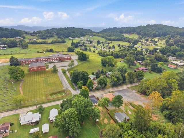 1527 Gray Sta-Sul Springs Road, Jonesborough, TN 37659