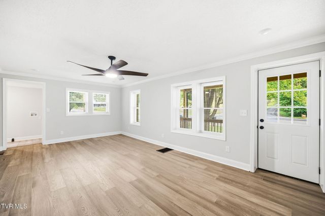 1527 Gray Sta-Sul Springs Road, Jonesborough, TN 37659