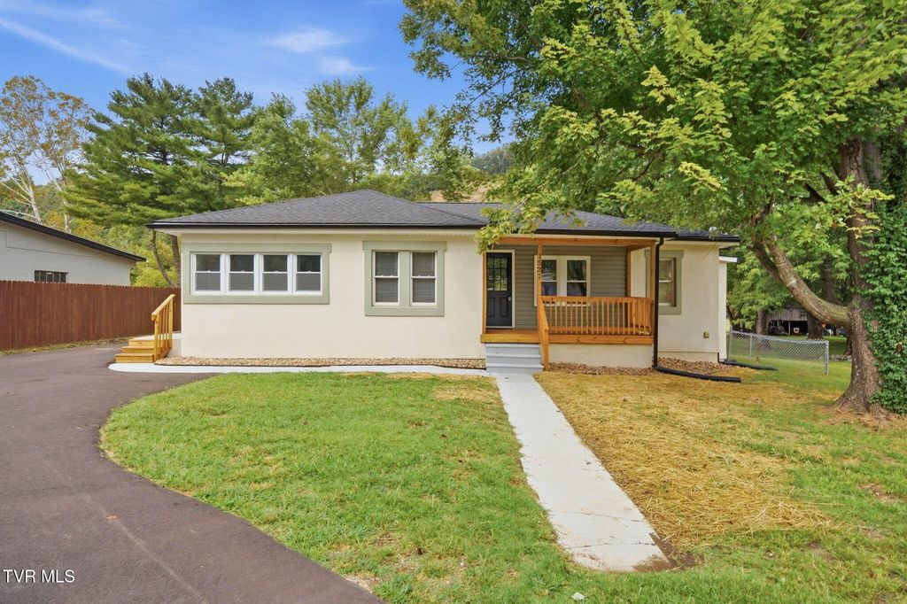 1527 Gray Sta-Sul Springs Road, Jonesborough, TN 37659