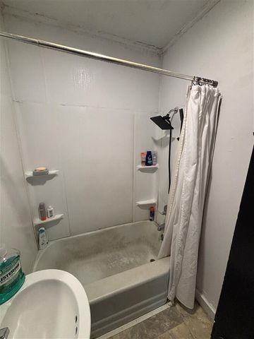 1030 Graves ST, Martinsville, VA 24112