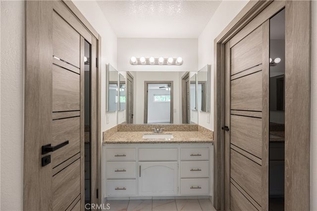 43639 Tomahawk Place, Quartz Hill, CA 93536