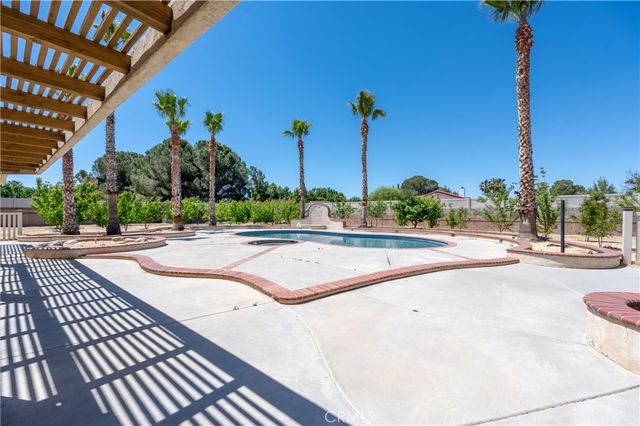 43639 Tomahawk Place, Quartz Hill, CA 93536
