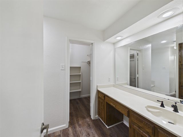2604 Timberleaf Drive, Carrollton, TX 75006
