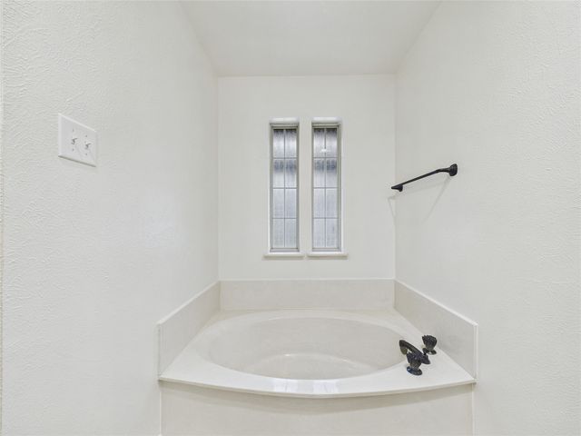 2604 Timberleaf Drive, Carrollton, TX 75006