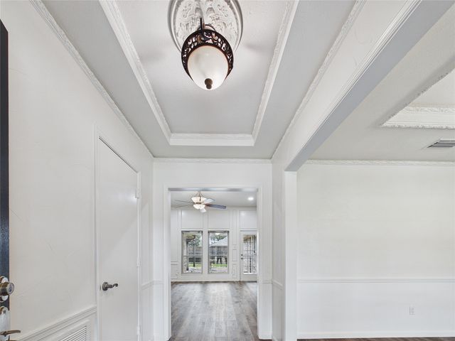 2604 Timberleaf Drive, Carrollton, TX 75006