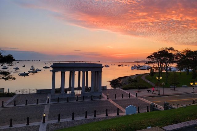 15 Miter Dr 12-2, Plymouth, MA 02360