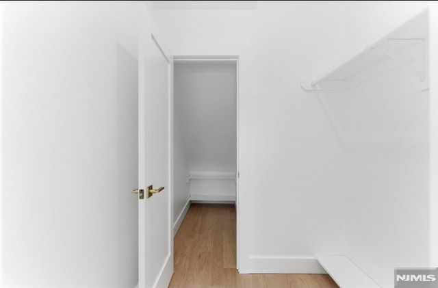 113.5 Oak Street 1, Jersey City, NJ 07304