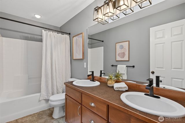 9403 222nd Avenue NE, Redmond, WA 98053