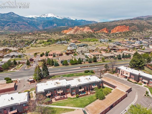 2979 Mesa Road D, Colorado Springs, CO 80904
