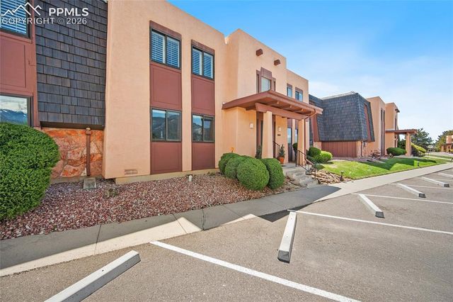 2979 Mesa Road D, Colorado Springs, CO 80904