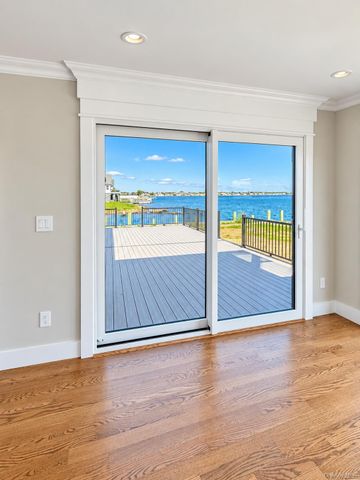 71 E Shore Drive, Babylon, NY 11702