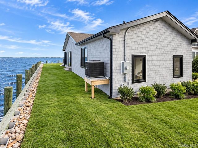 71 E Shore Drive, Babylon, NY 11702