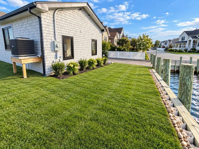 71 E Shore Drive, Babylon, NY 11702