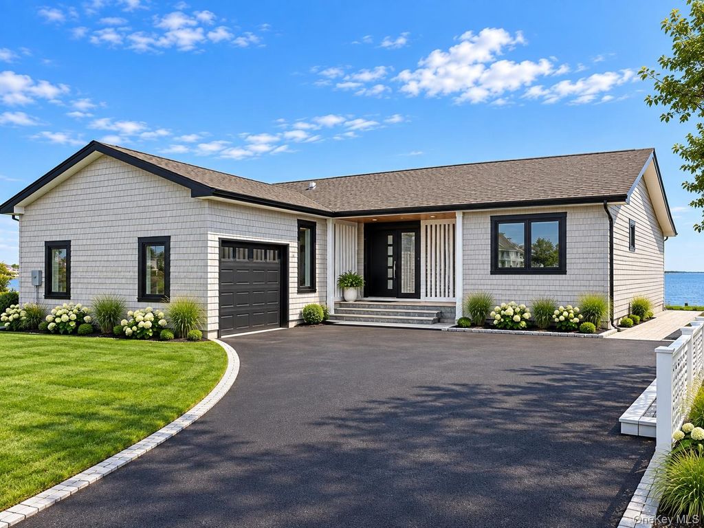71 E Shore Drive, Babylon, NY 11702 — exterior