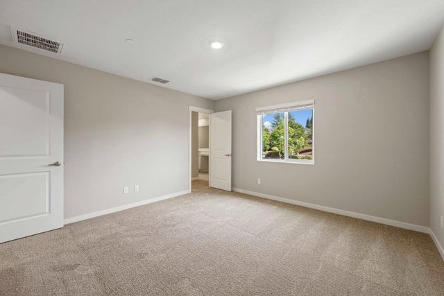 2542 Bog St, Lincoln, CA 95648
