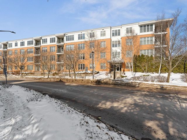 370 Farrell St Apt 313, South Burlington, VT 05403