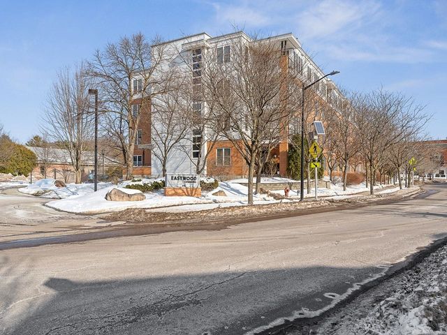 370 Farrell St Apt 313, South Burlington, VT 05403