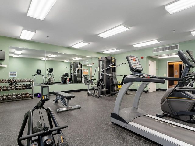 370 Farrell St Apt 313, South Burlington, VT 05403