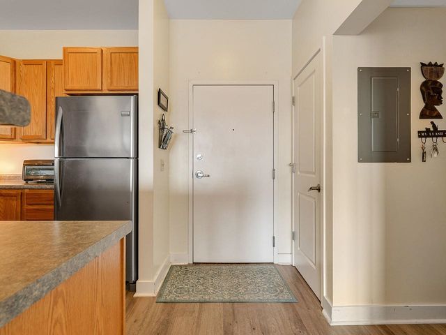 370 Farrell St Apt 313, South Burlington, VT 05403