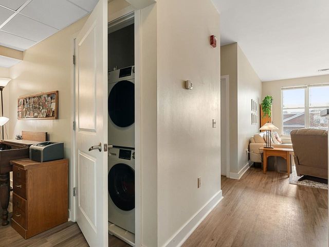 370 Farrell St Apt 313, South Burlington, VT 05403