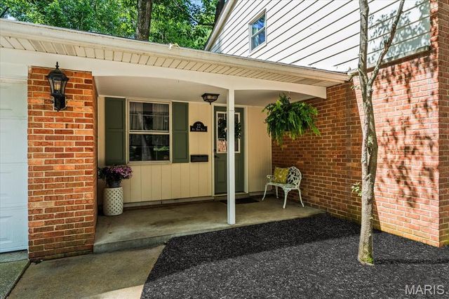 22 Rue Deau Ville Drive, Belleville, IL 62226