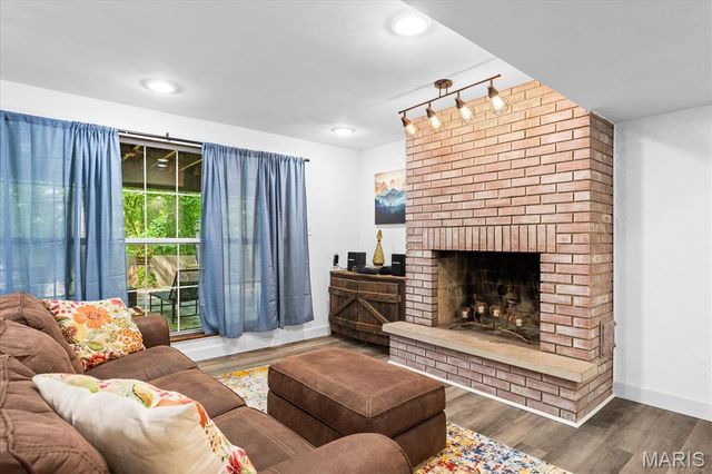 22 Rue Deau Ville Drive, Belleville, IL 62226