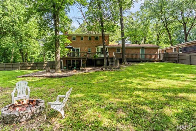 22 Rue Deau Ville Drive, Belleville, IL 62226